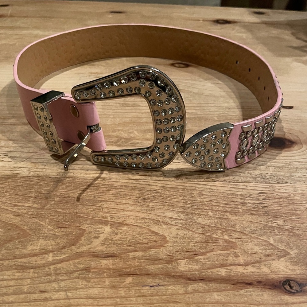 Like New Women’s Pink Silver Studded Rhinestone Belt Barbiecore Western Boho - Picture 2 of 12
